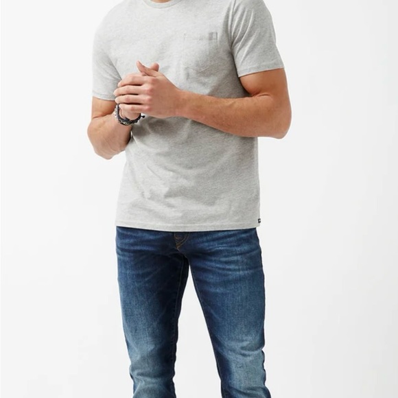 Brand New w’ Tags Men’s Buffalo David Bitton Grey T-Shirt - Picture 3 of 5